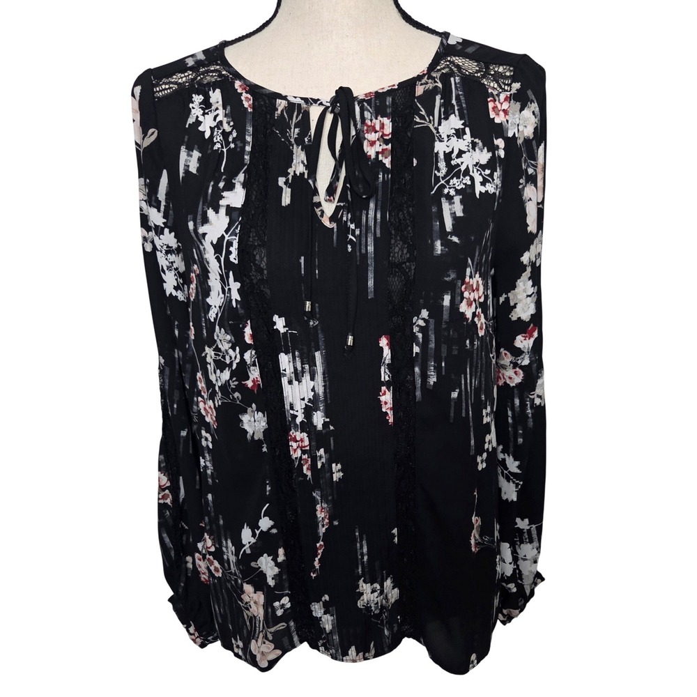 White House Black Market Floral Lace Pintuck Blouse Black Red White Size 4